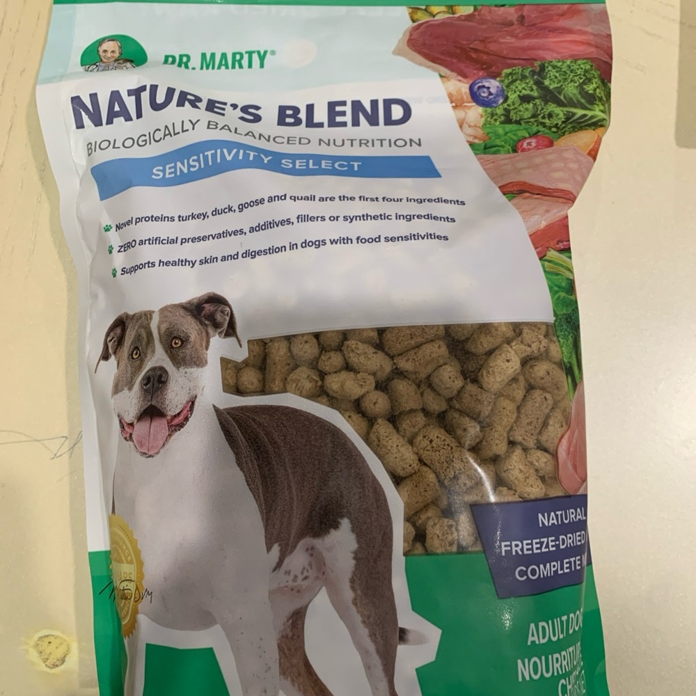 Dr. Marty Nature's Blend Sensitivity Select Dog Food - Green & White Bag